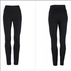 Cabi Lanky Leggings #3932 black
New Without Tags